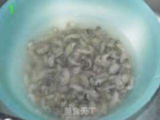 洗海蛎。